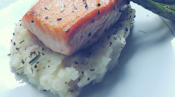 Seared Salmon w/ Garlic Mashed Potatoes | Kissed by the Sun